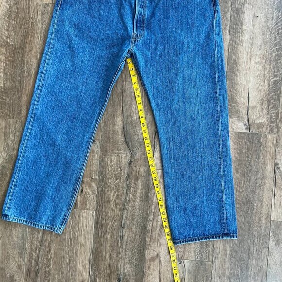 Levi’s 501XX Straight Leg Medium Wash Denim Jeans - Picture 9 of 11